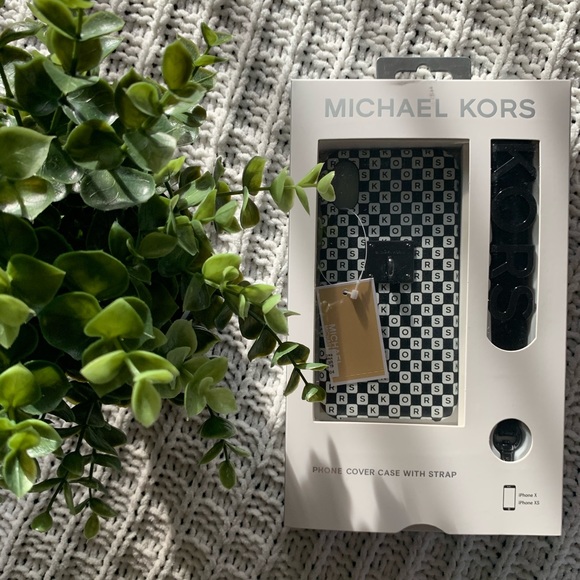 MK Checkerboard Logo Leather Wristlet iPhone Case - Picture 2 of 6